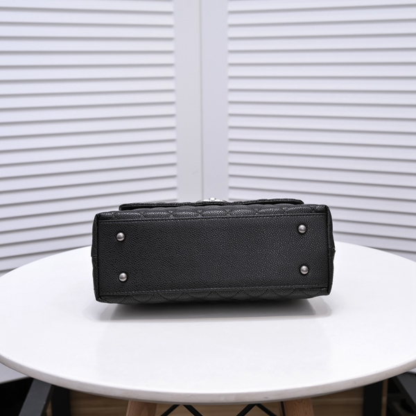 シャネルバッグ内部構造